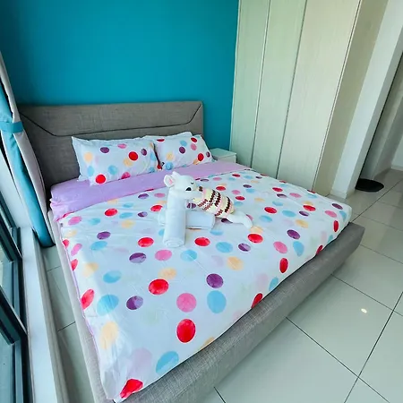 Elysia-Near Gleaneagles & Legoland-2Rb Warmq Suite Max7Pax-Waterdispenser Nusajaya  Exterior photo