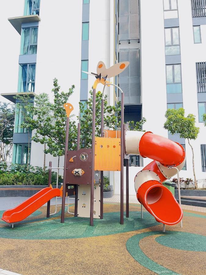 Elysia-near Gleaneagles & Legoland-2rb Warmq Max7pax-waterdispenser Nusajaya (Iskandar Puteri)
