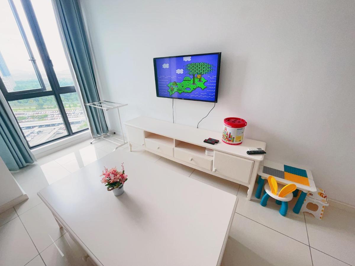 Elysia-near Gleaneagles & Legoland-2rb Warmq Max7pax-waterdispenser * Nusajaya (Iskandar Puteri)