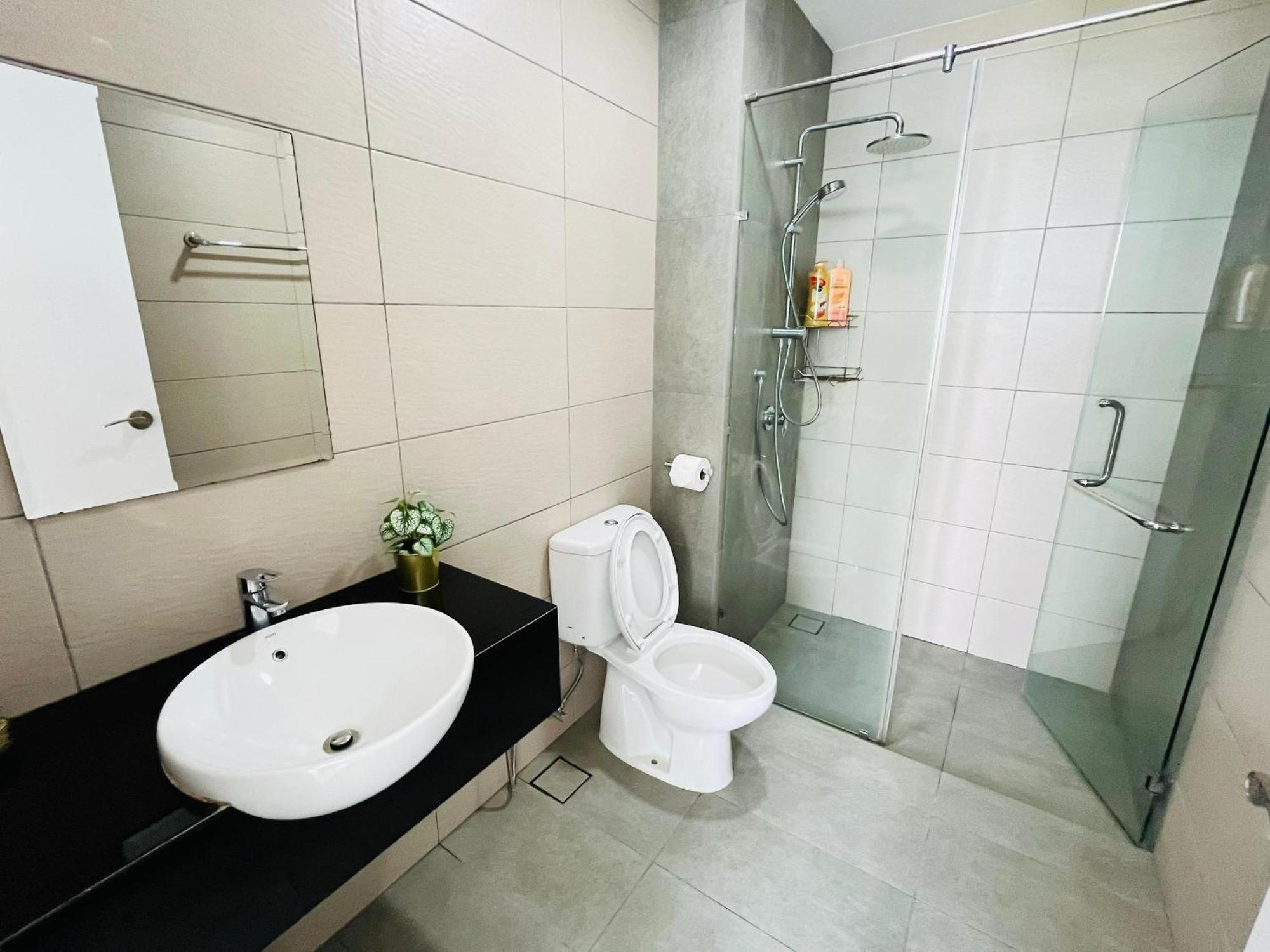 Elysia-near Gleaneagles & Legoland-2rb Warmq Max7pax-waterdispenser * Nusajaya (Iskandar Puteri)