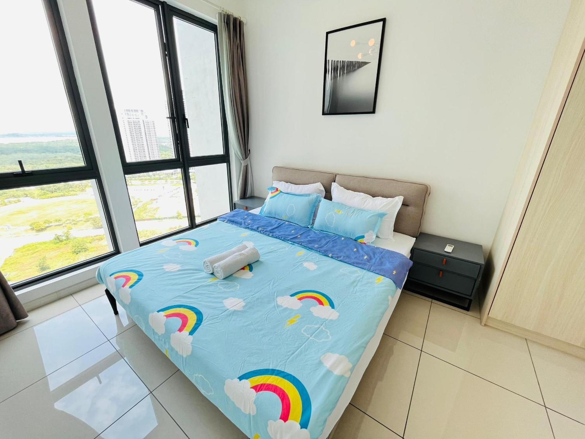 Elysia-near Gleaneagles & Legoland-2rb Warmq Max7pax-waterdispenser Apartment Nusajaya (Iskandar Puteri)